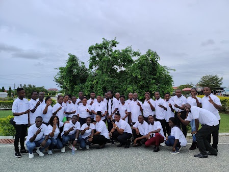 TIENS trains lecturers